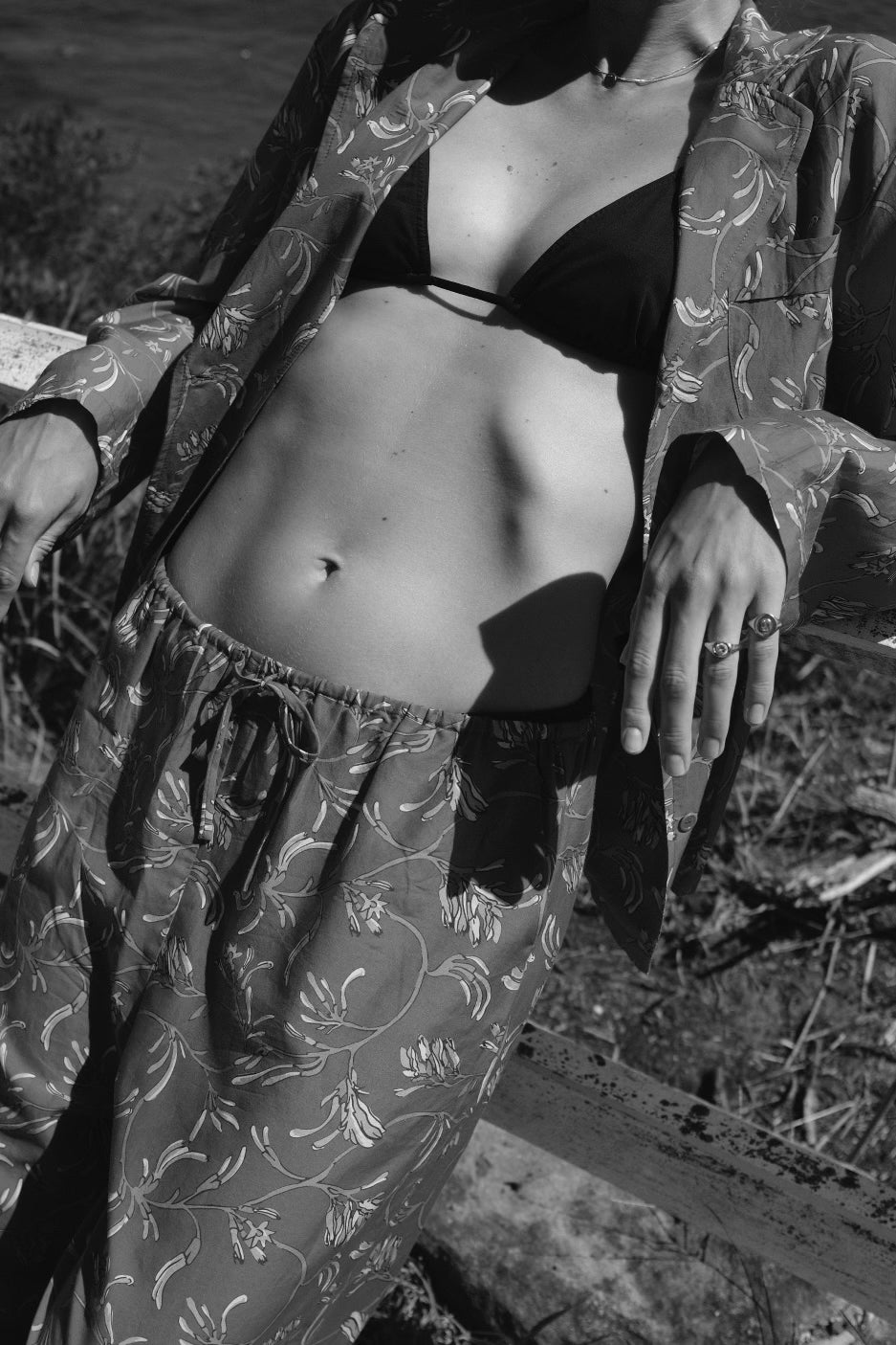 Kangaroo Paw Drawstring Pant